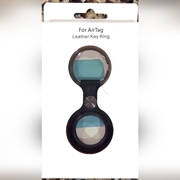 AirTag Leather Key Ring - Picture 1 of 2